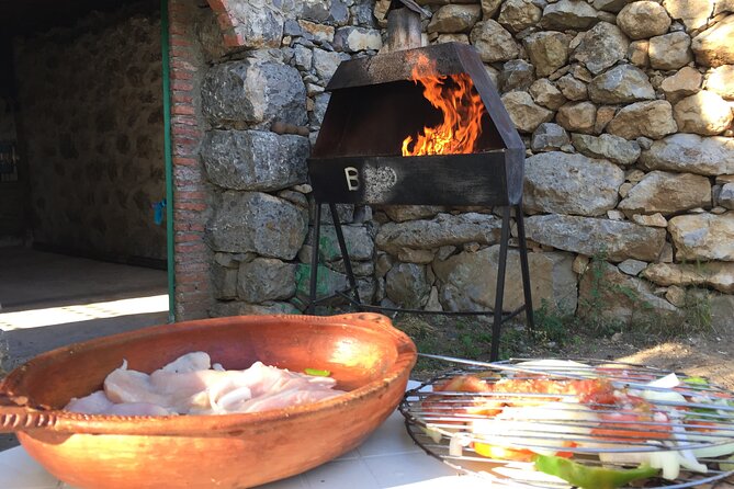 3-Hour Cooking Class overlooking the Blue City - Arriving among olive and fruit trees