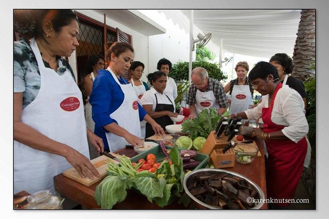 3 hour cooking experience - Starting with Sri Lanka’s many curries