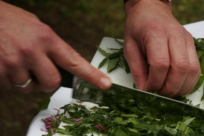 3-Hour Private Cooking Class in Cortona - Sitting Down to Eat What You Prepared
