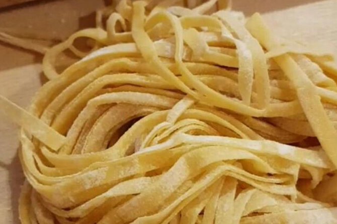 3 in 1 Cooking Class near Navona: Fettuccine, Ravioli & Tiramisu - What the $83.44 price really covers
