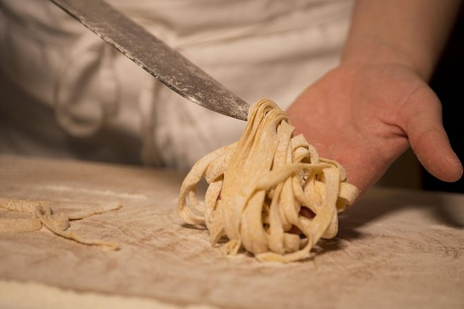 3 in 1 Cooking Class near Navona: Fettuccine, Ravioli & Tiramisu - Rolling fettuccine from scratch