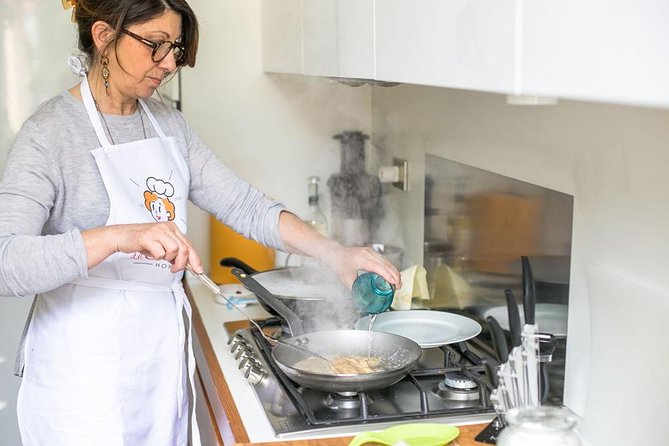 3-Recipe Italian Cooking Class in Como – Cesarine Best NYT Hosts - Getting to the private home in Como