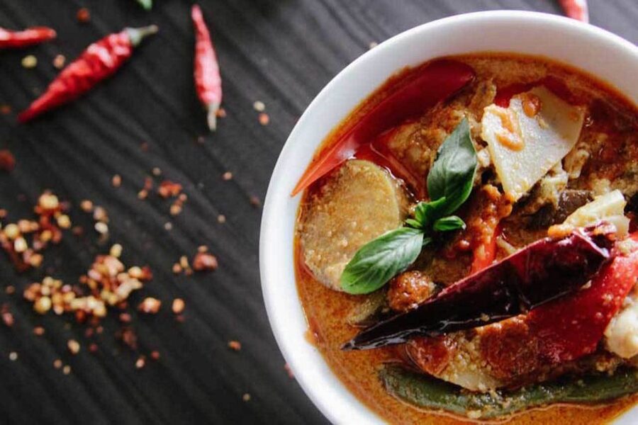 4-Hour Traditional Thai Cooking Class in Khaolak - Cooking as a family or small group