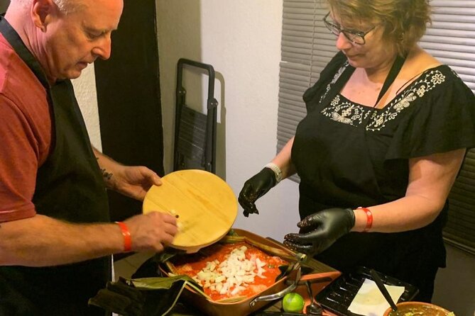 4h Cooking Class in Cancun with 8 Recipes & Bottomless Drinks - Preparing Tostadas, Quesadillas, and Empanadas
