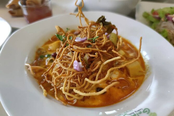 5 Hour Morning Thai Cooking Course - Starting at 9:00 in central Chiang Mai