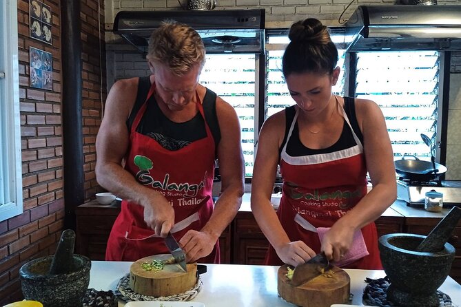 5 Hour Morning Thai Cooking Course - The market visit makes the recipes easier to understand