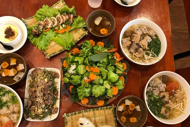 5 Traditional Dishes Hanoi Cooking Class with Market Trip - Starting in Hanoi’s Old Quarter