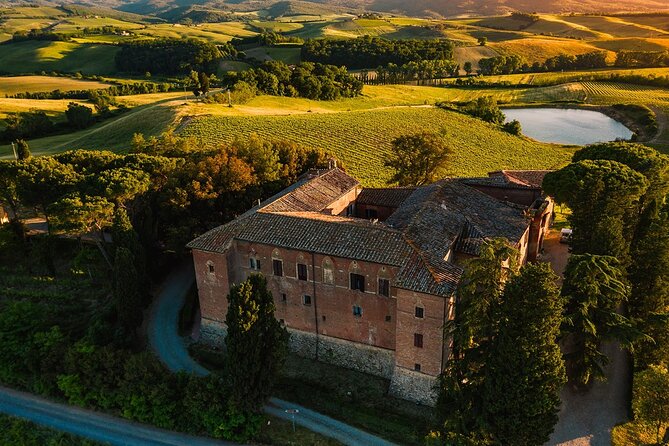 A Brunello Cooking Class with Vineyards View Winery - Key details at a glance