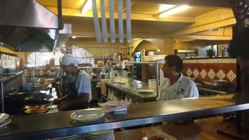 .Acapulco Market Hands On Mex Cooking Class Mezcal & Coffee - Key points at a glance