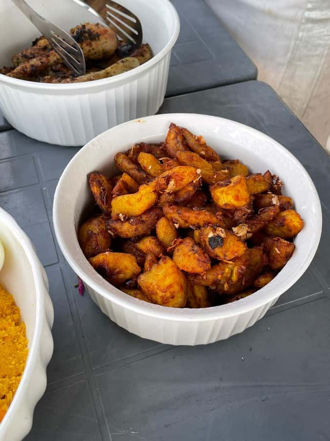 Accra: Cooking Class with Auntie KK in Osu - Choosing a Ghanaian Dish to Prepare