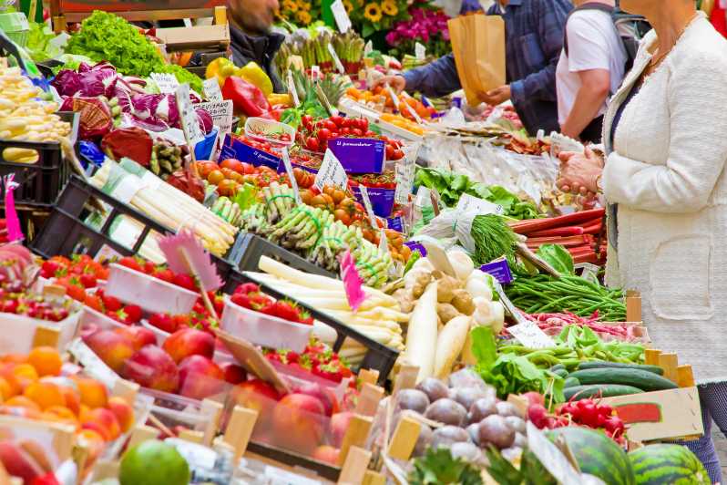 Alberobello: Market, Cooking Class & Meal at a Local's Home - Moving from market shopping to the home kitchen