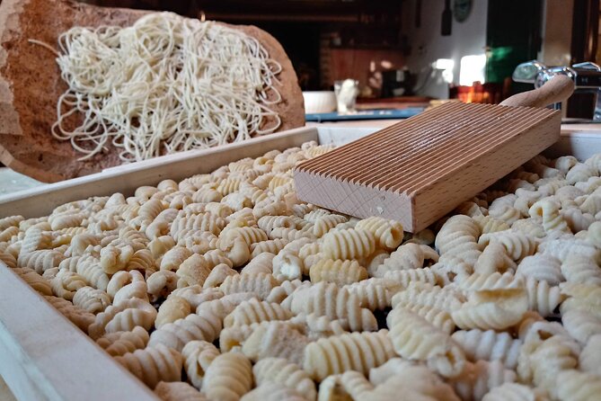Alghero Home Cooking Pasta Class at a Farmhouse with Wine - Meeting Irene and starting the pasta lesson