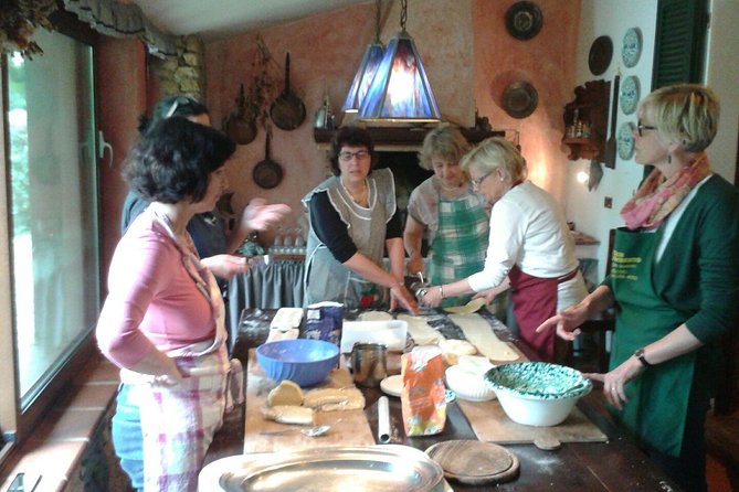 Alghero Home Cooking Pasta Class at a Farmhouse with Wine - Who will enjoy this class most?