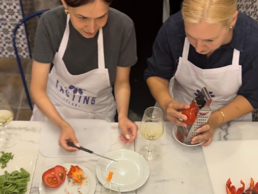 Alicante Paella Cooking Class, Tapas, Drinks and Market - Should you book the Alicante paella class?