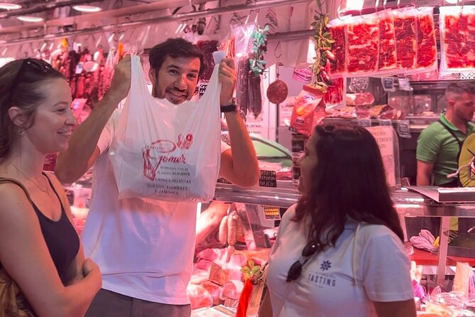 Alicante Paella Cooking Class, Tapas, Drinks and Marketplace - Who will enjoy this Alicante food experience?