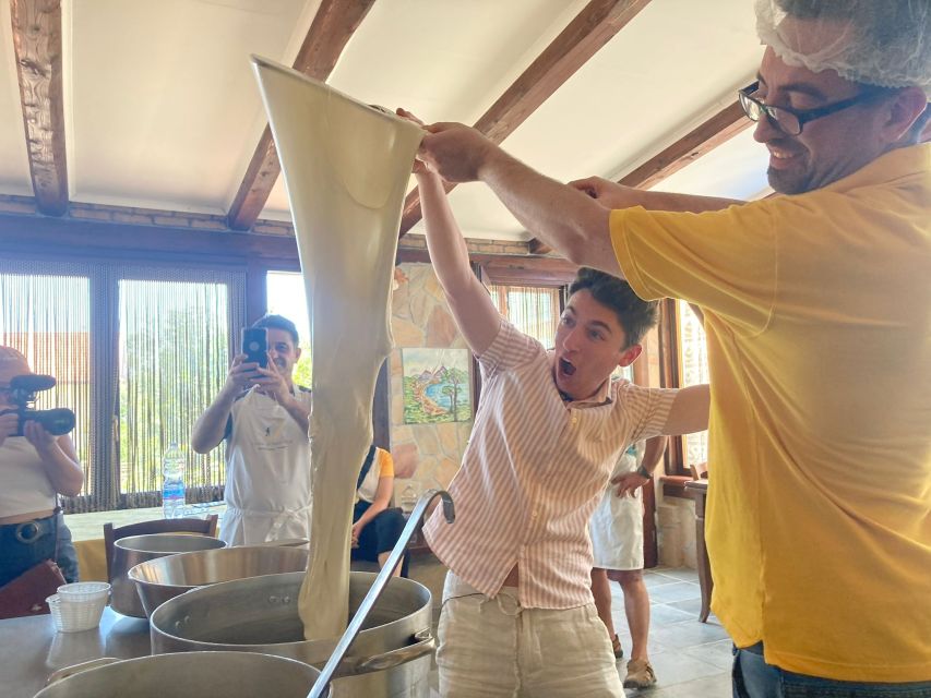 Amalfi Cooking class: Tiramisù, mozzarella and Pasta - What the Pianillo setting adds to the class