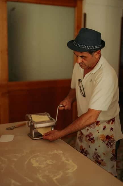 Amalfi: Cooking Class with Pasta, Mozzarella, and Tiramisù - Booking, cancellation, and practical details