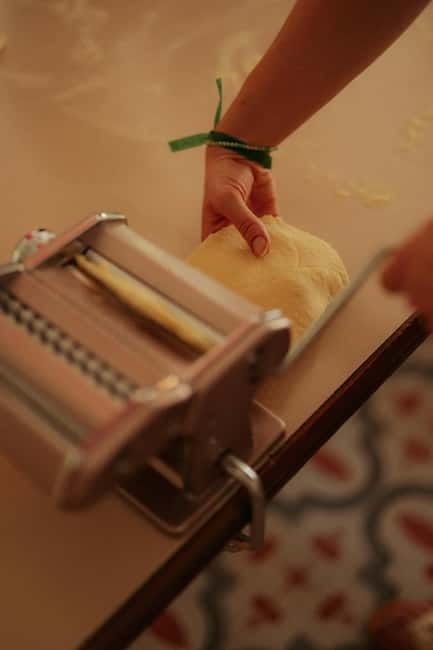 Amalfi: Tagliatelle, Mozzarella & Tiramisù Cooking Workshop - How the teaching style shapes the experience