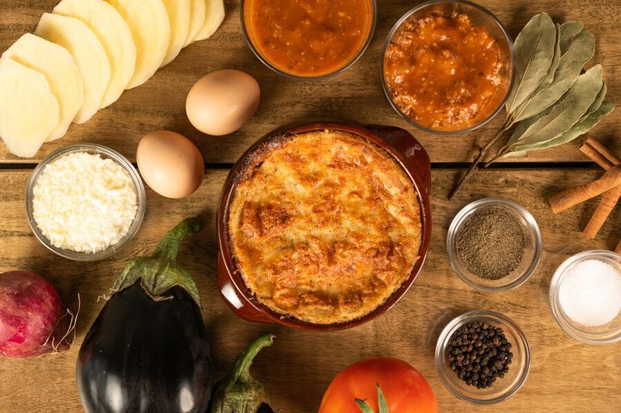 Amorgos: Greek Cooking or Pastry Class - Cooking Greek food at Vigla Hotel in Tholaria