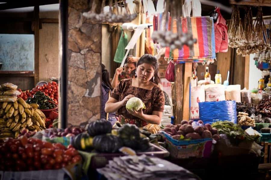 Antigua: Cooking Class with Local Family - Language, timing, and booking details