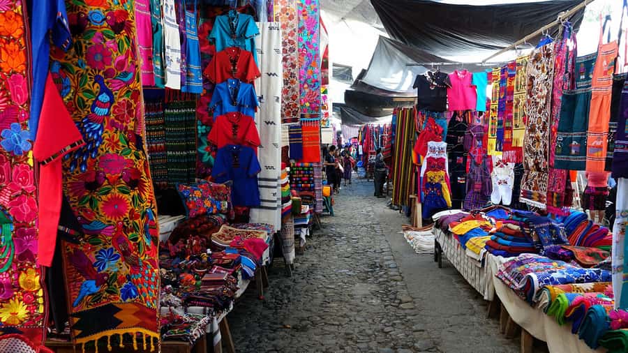 Antigua: Cooking Class with Local Family - Meeting Maritza and starting at the market