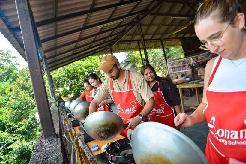 Ao Nang: Half-Day Thai Cooking Class Krabi Province - Grinding curry paste the old-fashioned way
