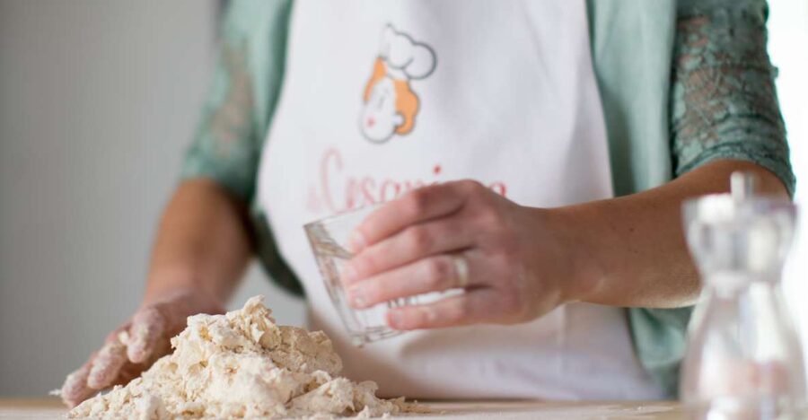 Aosta: Pasta & Tiramisu Cooking Class at a Local's Home - Starting with prosecco and local conversation