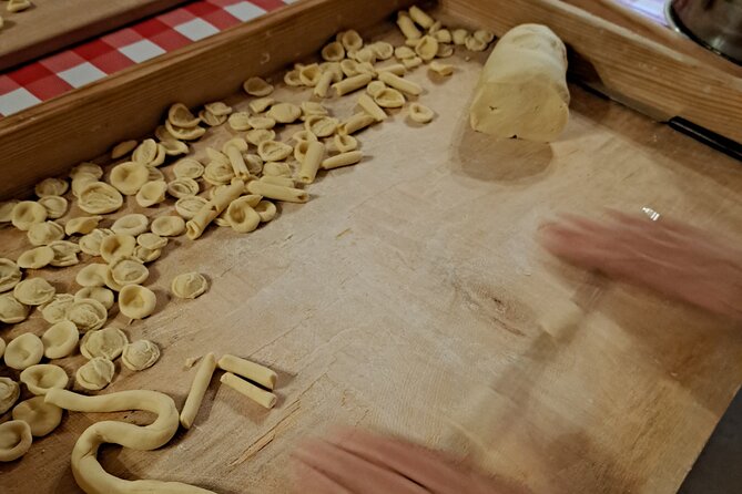Apulian cooking class and typical dinner - Focaccia, bread, and the wood-fired oven