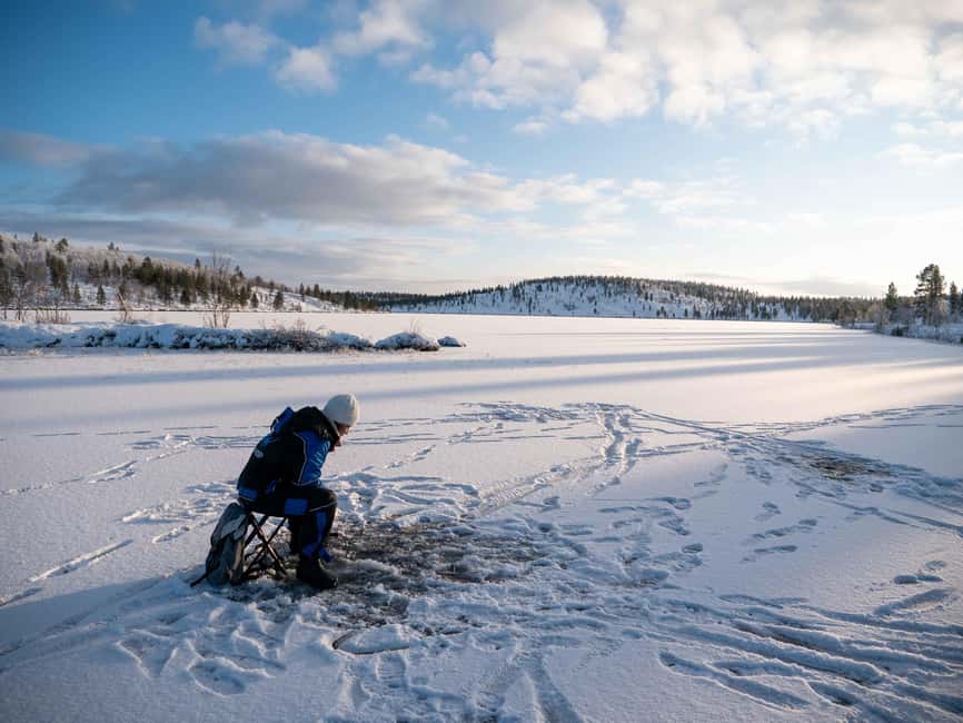 Arctic Fishing & Open Fire Cooking - Pilkkiminen, the quiet art of ice fishing