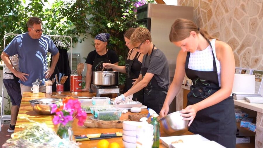 Argassi: Zakynthian Culture & Greek Cooking Class with Lunch - Why this Argassi cooking class feels personal