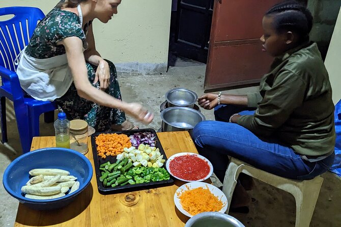 Arusha: Traditional Tanzania Cooking Class & Food Market Tour - Cooking in a real local kitchen