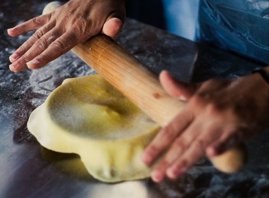 Athens: Greek Cooking Class & Dinner on a Rooftop - How the four-hour cooking class works