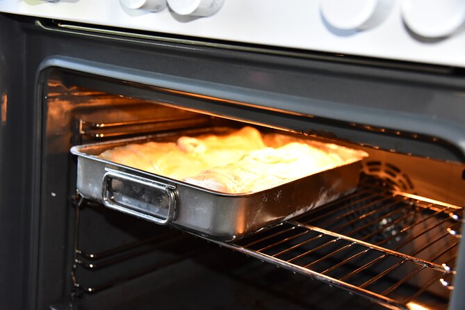 Austrian Apple Strudel Cooking Class including Lunch in Salzburg - Key points to know before booking