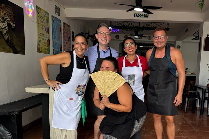 Authentic Beachfront Mexican Cooking Class Cafe Jaguar Costa Maya - Picking your included drink