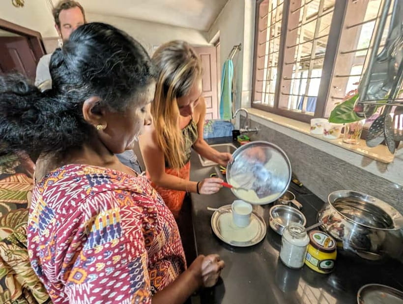 Authentic local vegetarian Kerala cooking class in Wayanad - Starting with coconut, fields, and family life