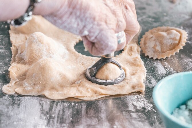 Authentic Pasta Cooking Class in Sorrento with Wine - Meeting at Vallone dei Mulini