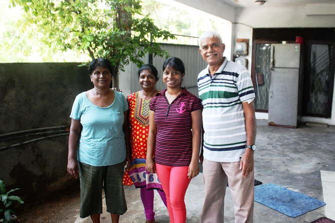 Authentic Sinhalese Cooking Class in Colombo with a Local Family - Key details at a glance