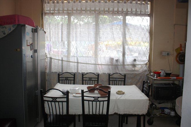 Authentic Sinhalese Cooking Class in Colombo with a Local Family - Starting at Kirulapone Market