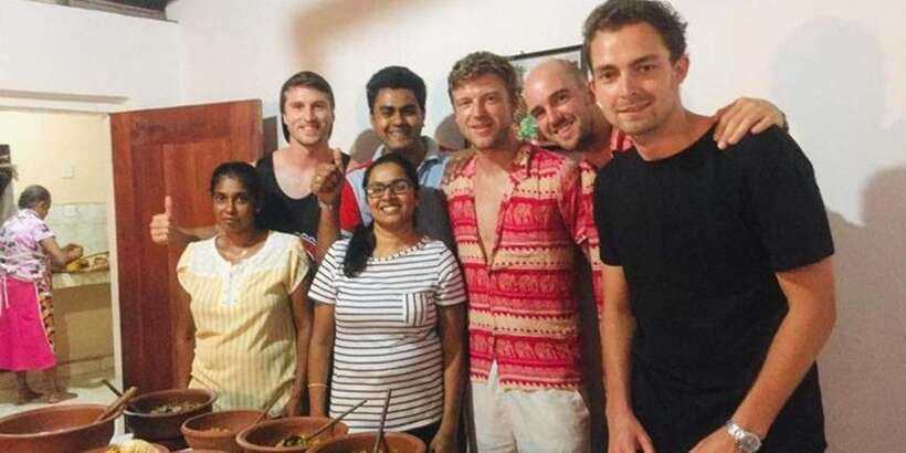 Authentic Sri Lankan Cooking Class in Kandy by Local Family - The optional market visit