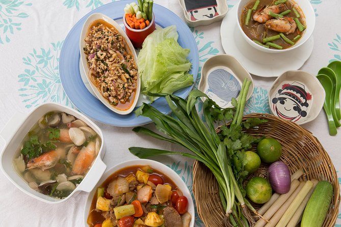 Authentic Thai Cooking Class in Bangkok with Apple & Family - Key points to know before booking