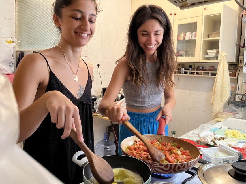Authentic Turkish Breakfast Cooking at Home with Locals - Arriving at Oyak Sitesi and Meeting the Hosts