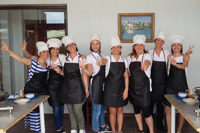 Authentic Valencian Paella Cooking Class - Learning the Valencian method step by step