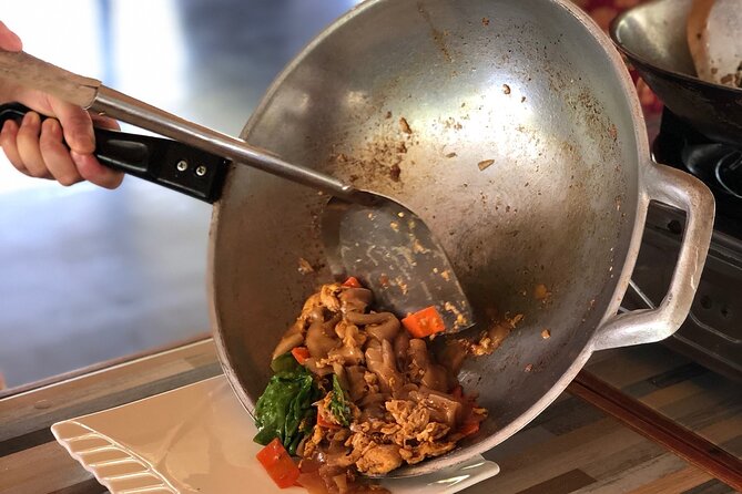 Baan Farm Thai Cooking School Chiangmai - From Chiang Mai’s Old City to the farm