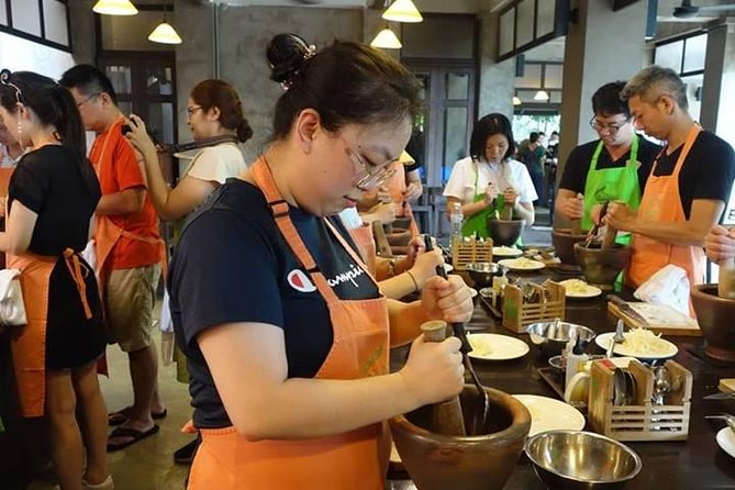 Baipai Thai Cooking School Class in Bangkok - Four Dishes, Four Different Thai Skills