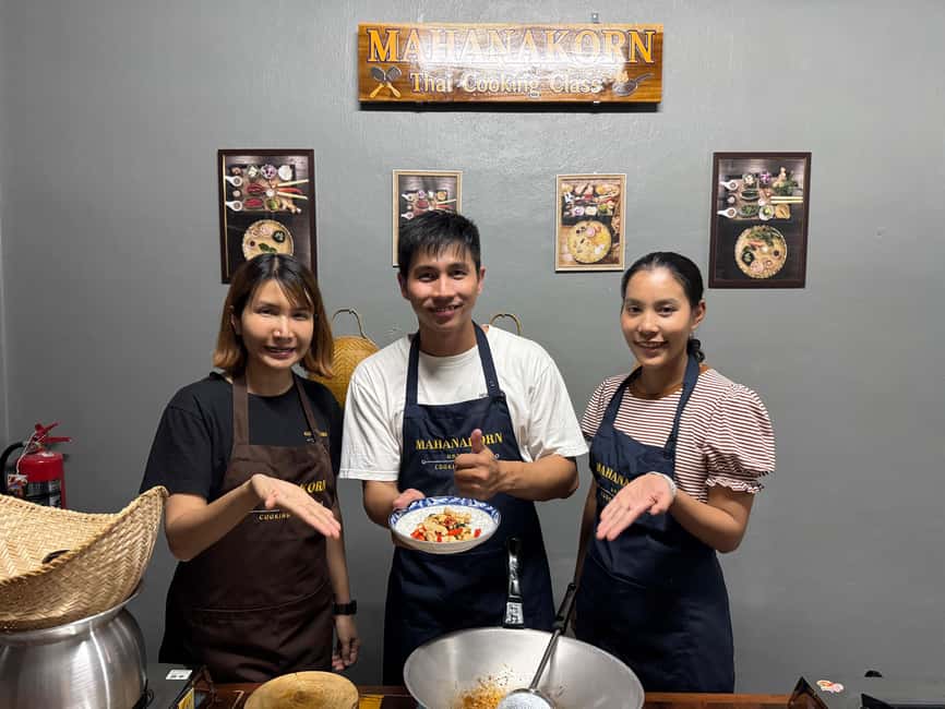 Bangkok: Authentic Thai Cooking Class with Local Host - A Meal at the Same Table