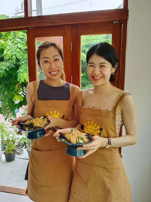 Bangkok: Cooking Class + Tuk Tuk Ride + Market Tour - Should you book it?
