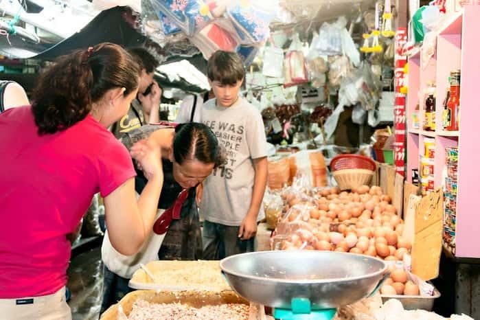 Bangkok: Maliwan Thai Cooking Class with Market Tour - The meal at the end is generous