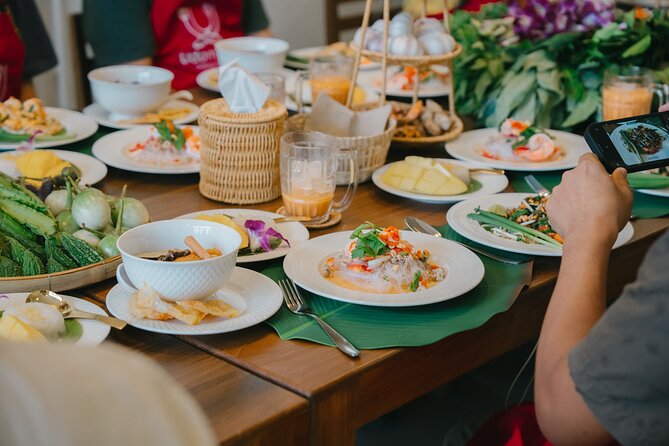 Bangkok Udomsuk Thai Cooking Class with local market tour - Who Will Enjoy This Class Most