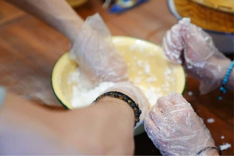 Bangkok: White Lotus Thai Cooking Class with Market Tour - Fresh ingredients and flexible seasoning