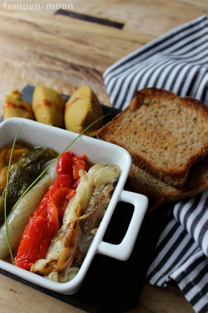 Barcelona: Catalan Cuisine cooking course 100% vegan - The first tastes: sobrasada pastries and ocean fritters